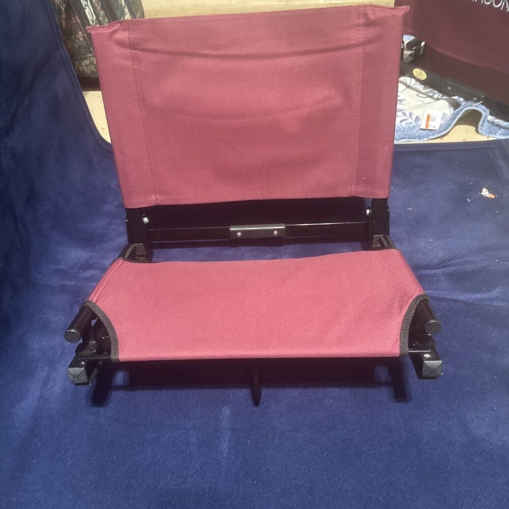 Taylor sporting Goods  R R Dragons Stadium Chair - Picture 4 of 12